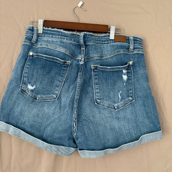 Judy Blue Shorts Women Mid Rise Frayed Button Fly Distressed Cuffed Size XL - Picture 5 of 9